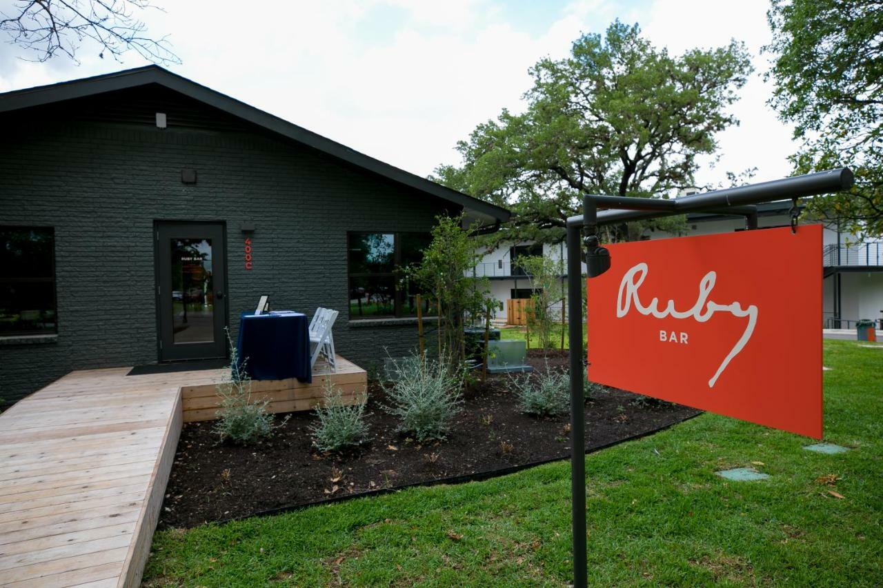 The Ruby Hotel ラウンドロック エクステリア 写真
